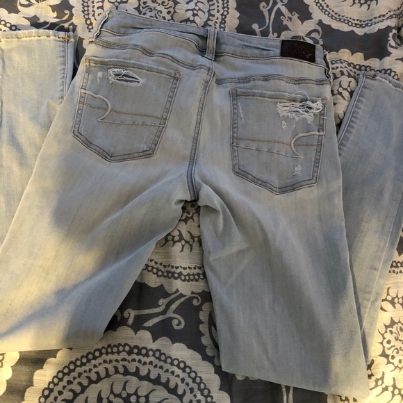 AMERICAN EAGLE RIPPED DISTRESSED SKINNY JEANS - Picture 4 of 11